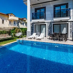 Salkim- 4 Bedroom In Oludeniz Villa Fethiye