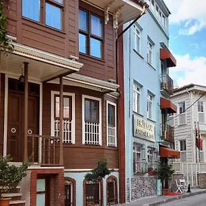 3* Oda ve Kahvaltı Emirhan Hotel, Sultanahmet