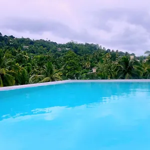 Ceylon Ayu Hotel Kandy